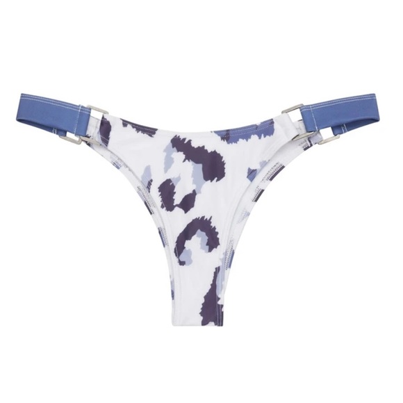 wolf & Whistle Other - Wolf & Whistle leopard bottom